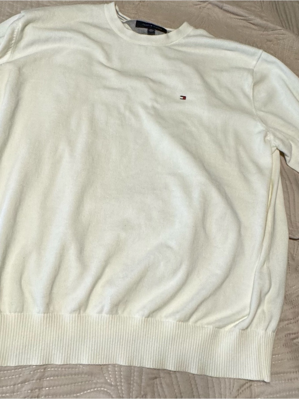 Tommy Hilfiger Men’s Cream Crewneck Sweater with Chest Logo XXL
